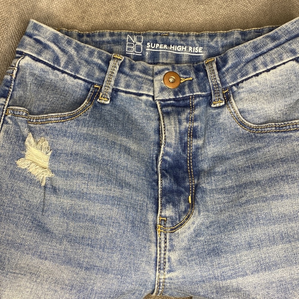 Jeans - Picture 3 of 3